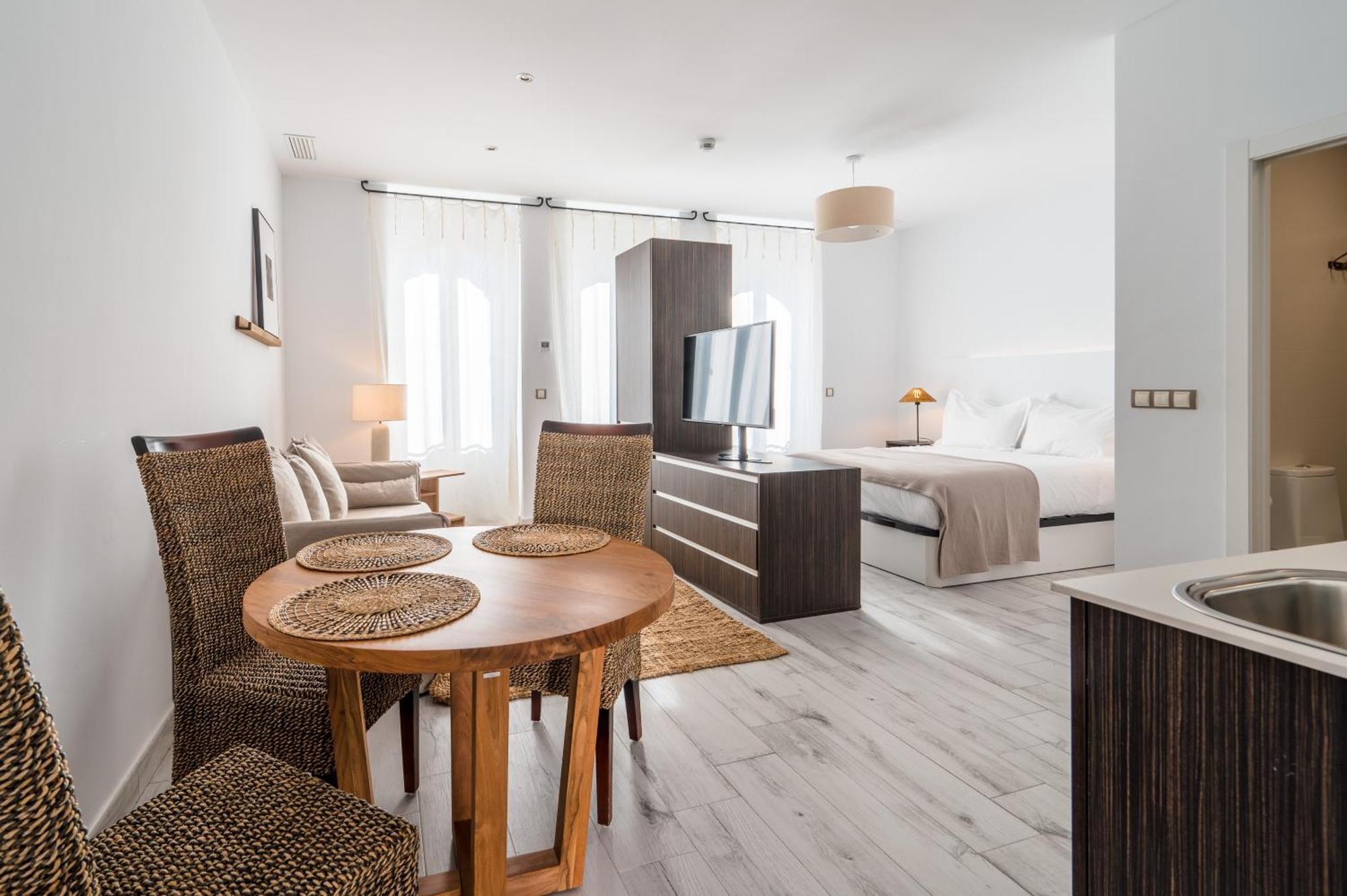 Apartamentos "El Escondite De Triana" Siviglia Esterno foto