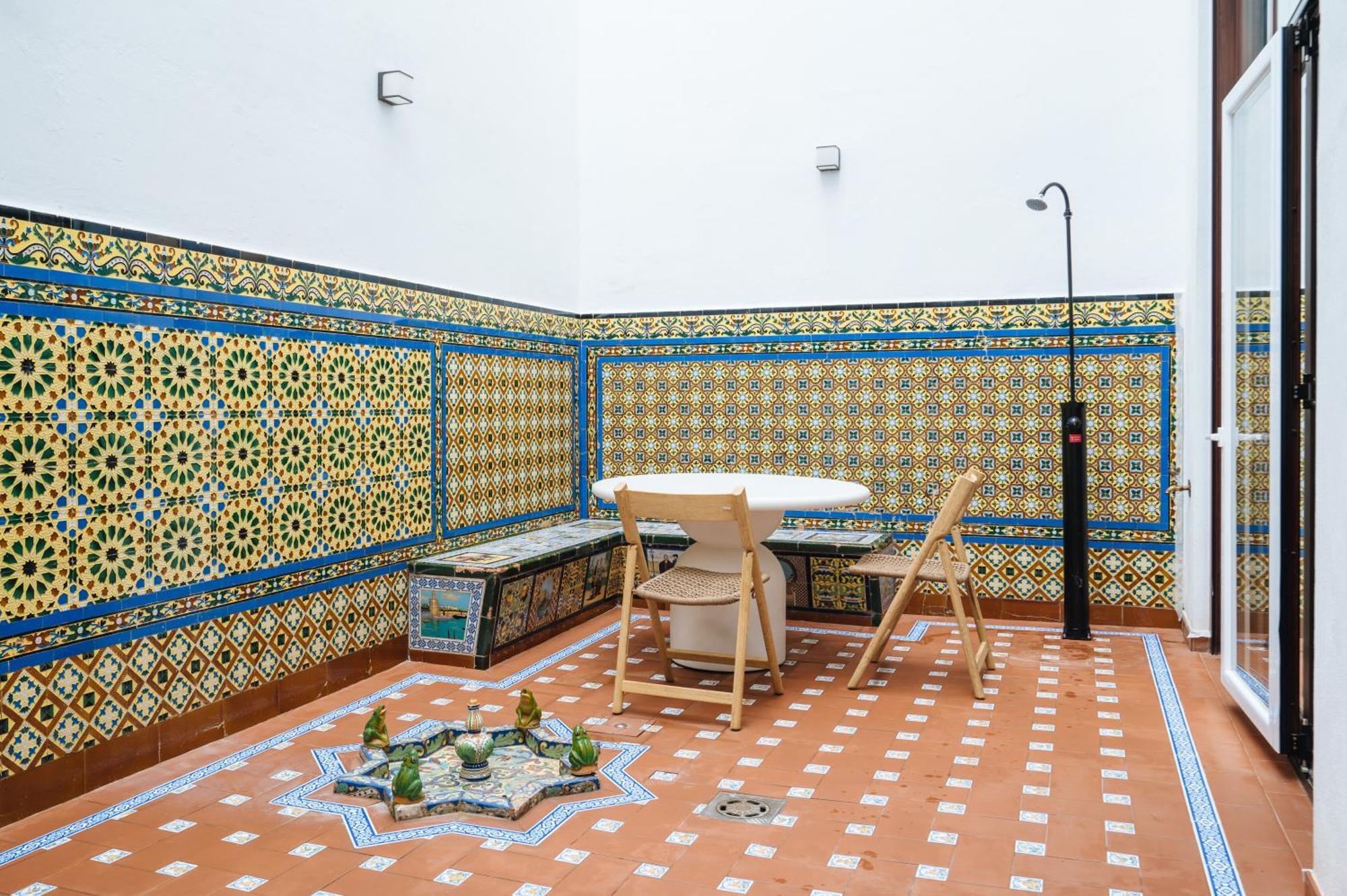 Apartamentos "El Escondite De Triana" Siviglia Esterno foto